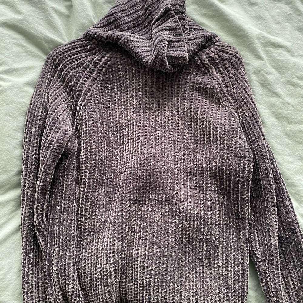 Velvet knit turtleneck